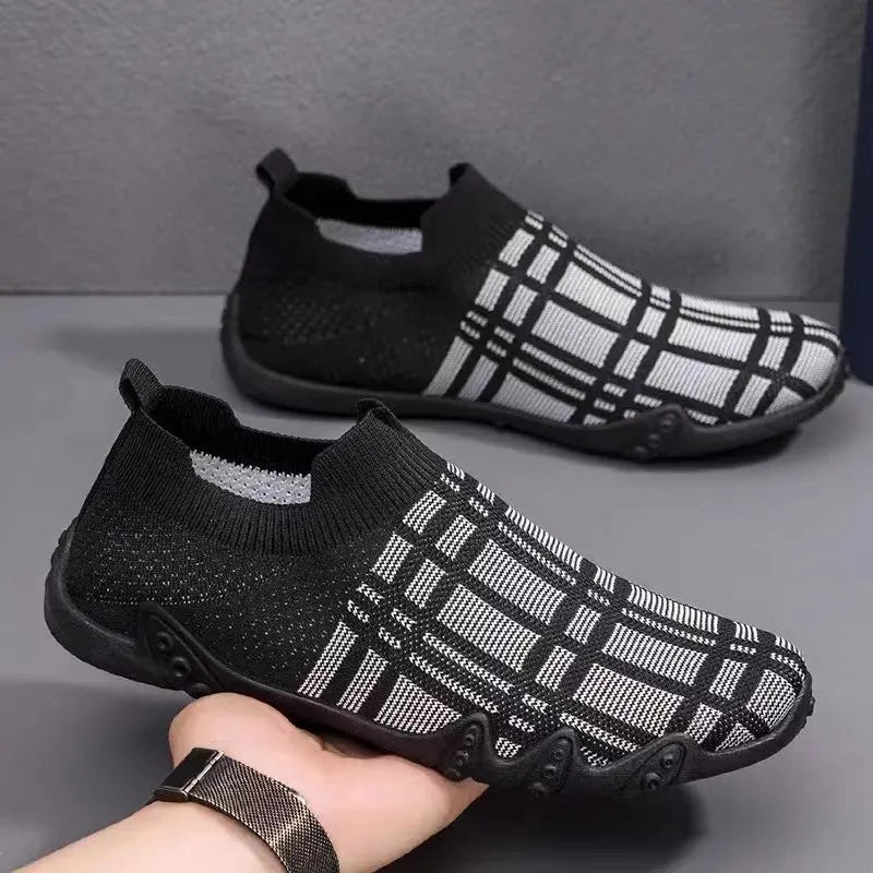Elevate Your Workout with the Men’s Breathable Waterproof Gym Shoe - BlackBole