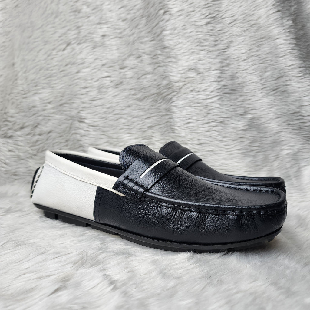 Handcrafted Leather Cask Moccasin- White & Black