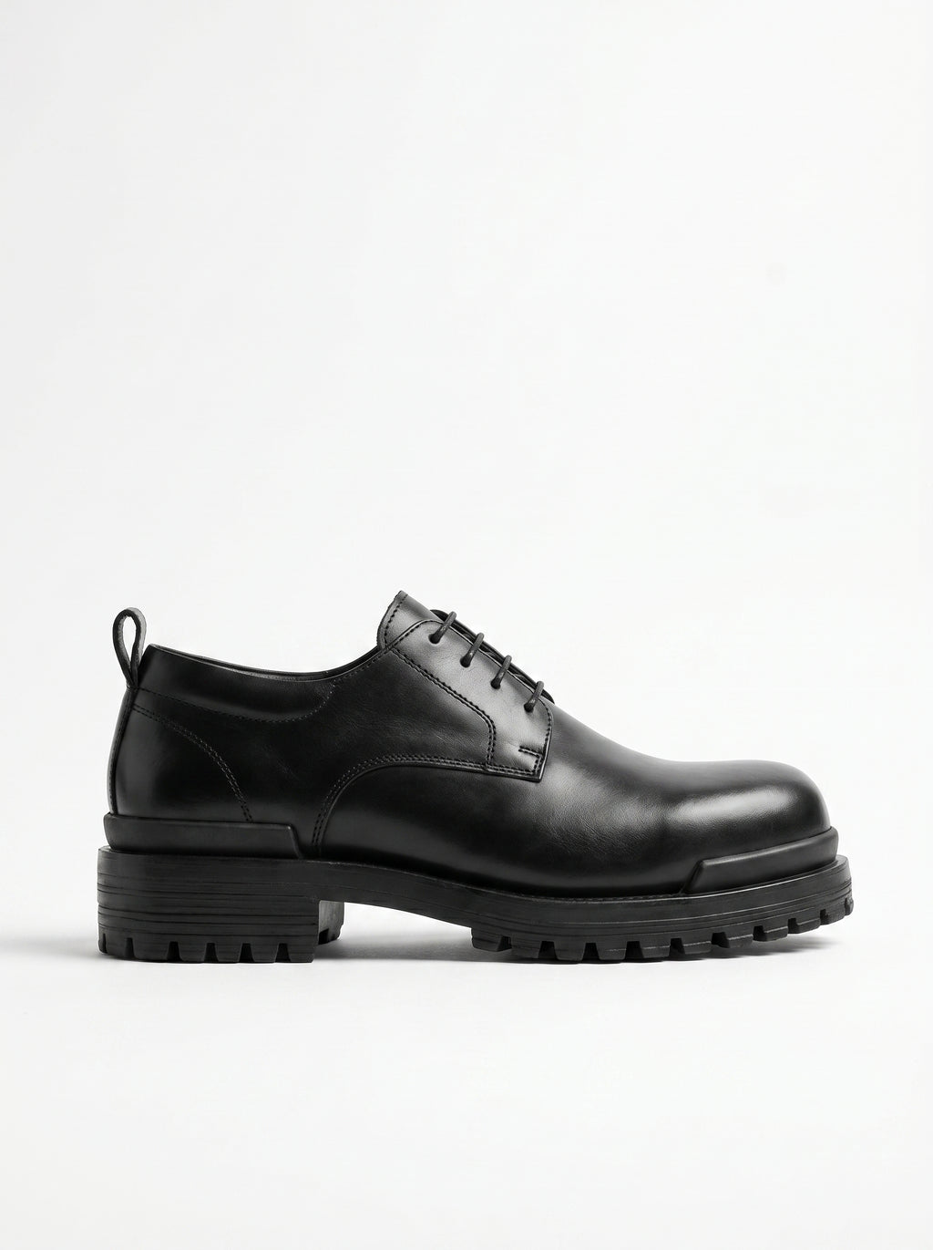 Penny Chunky Boot - BlackBole New Edition