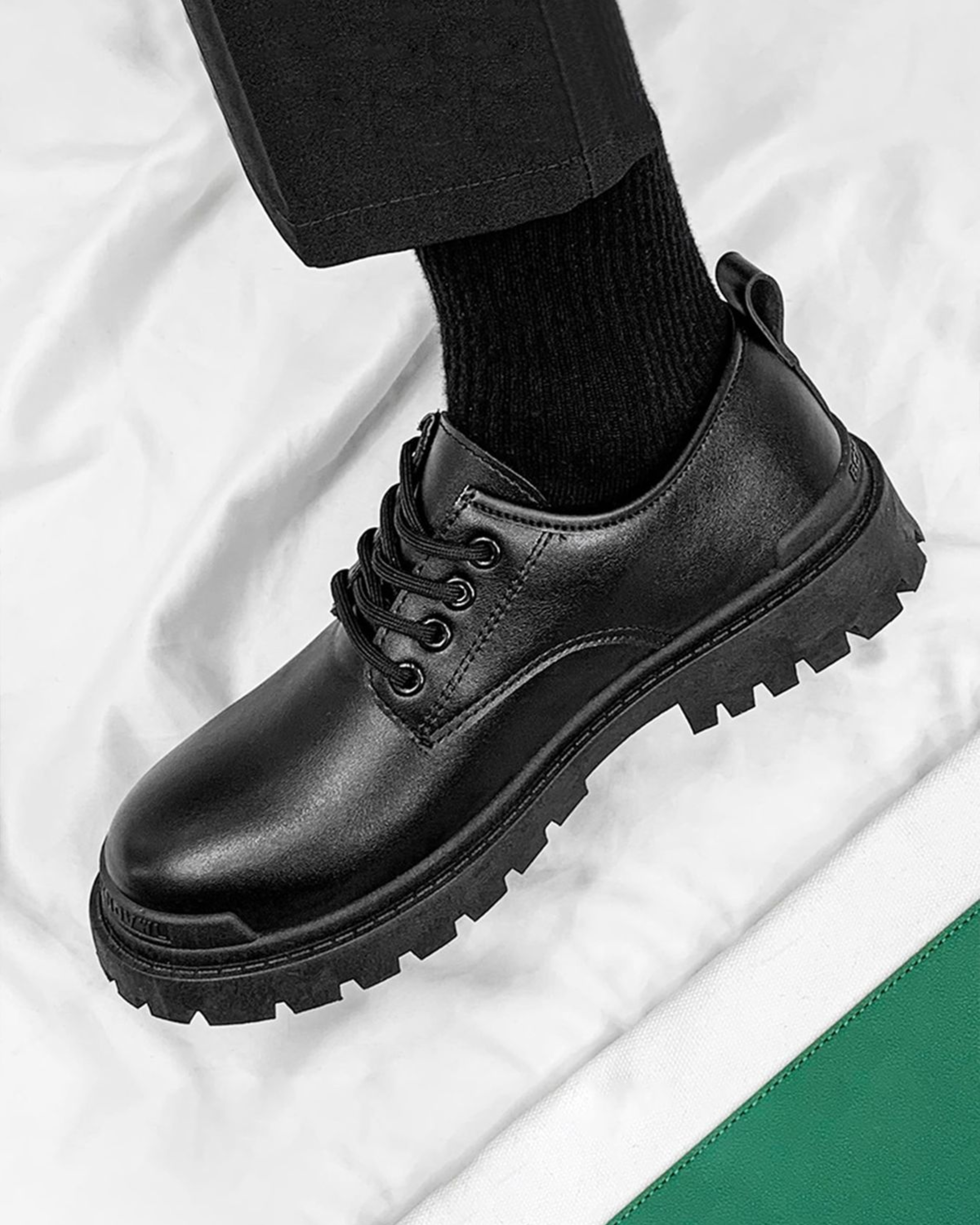 Penny Chunky Boot - BlackBole New Edition