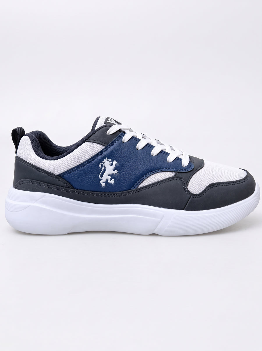 Court Classic Sneaker - Black