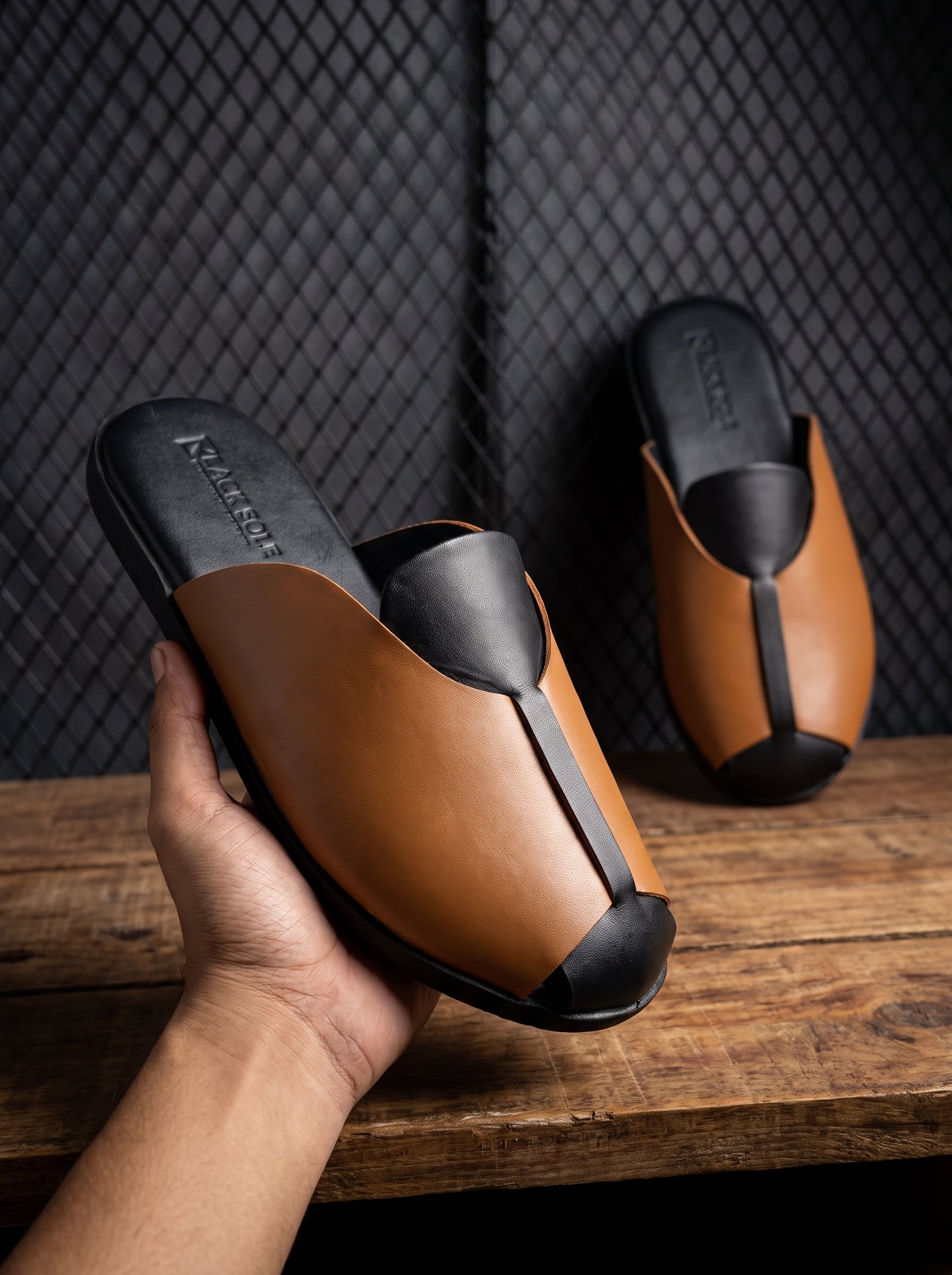 DualTone Leather Mule – BlackBole Edition