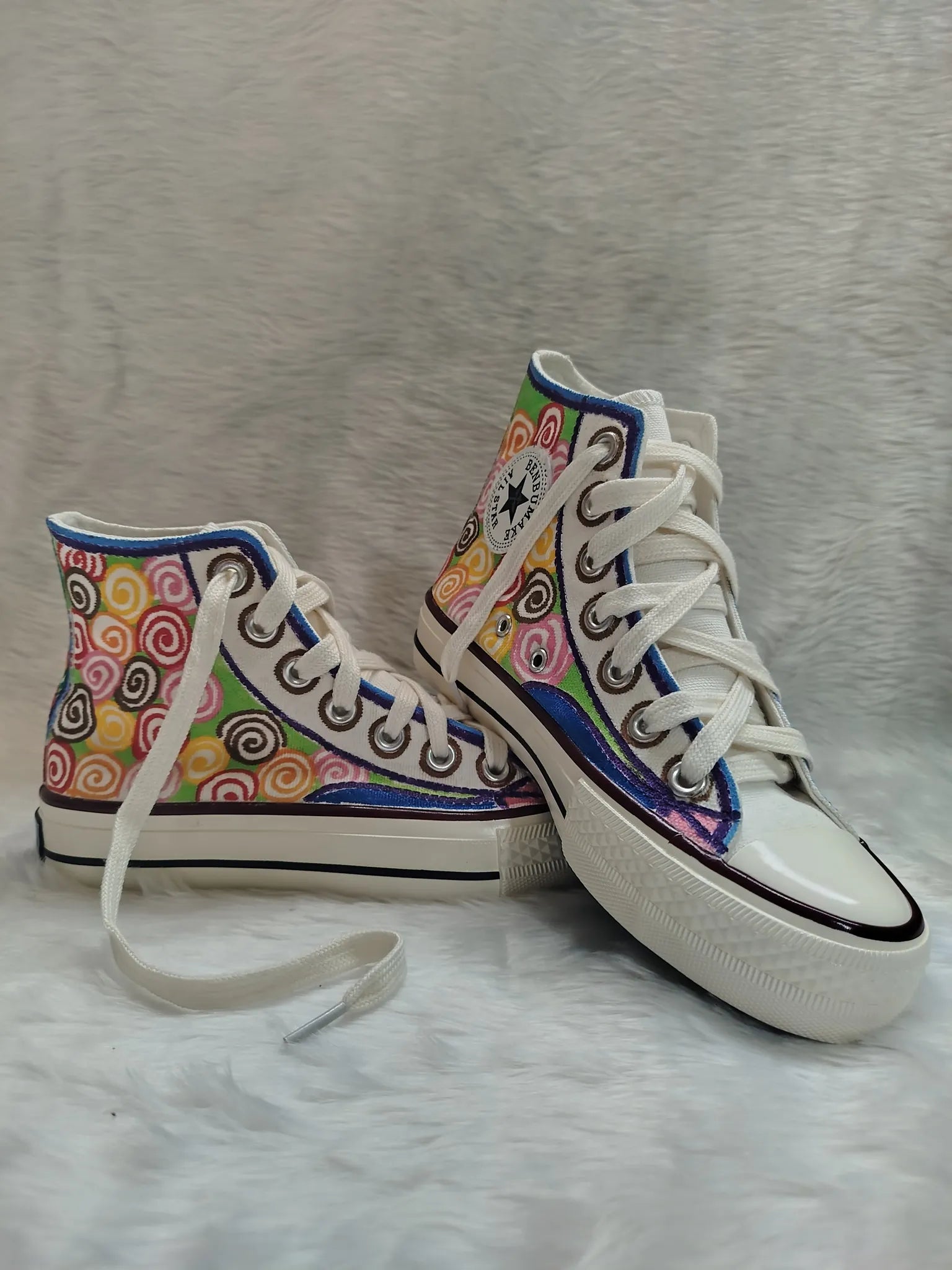 ArtStar Converse - BlackBole Adition