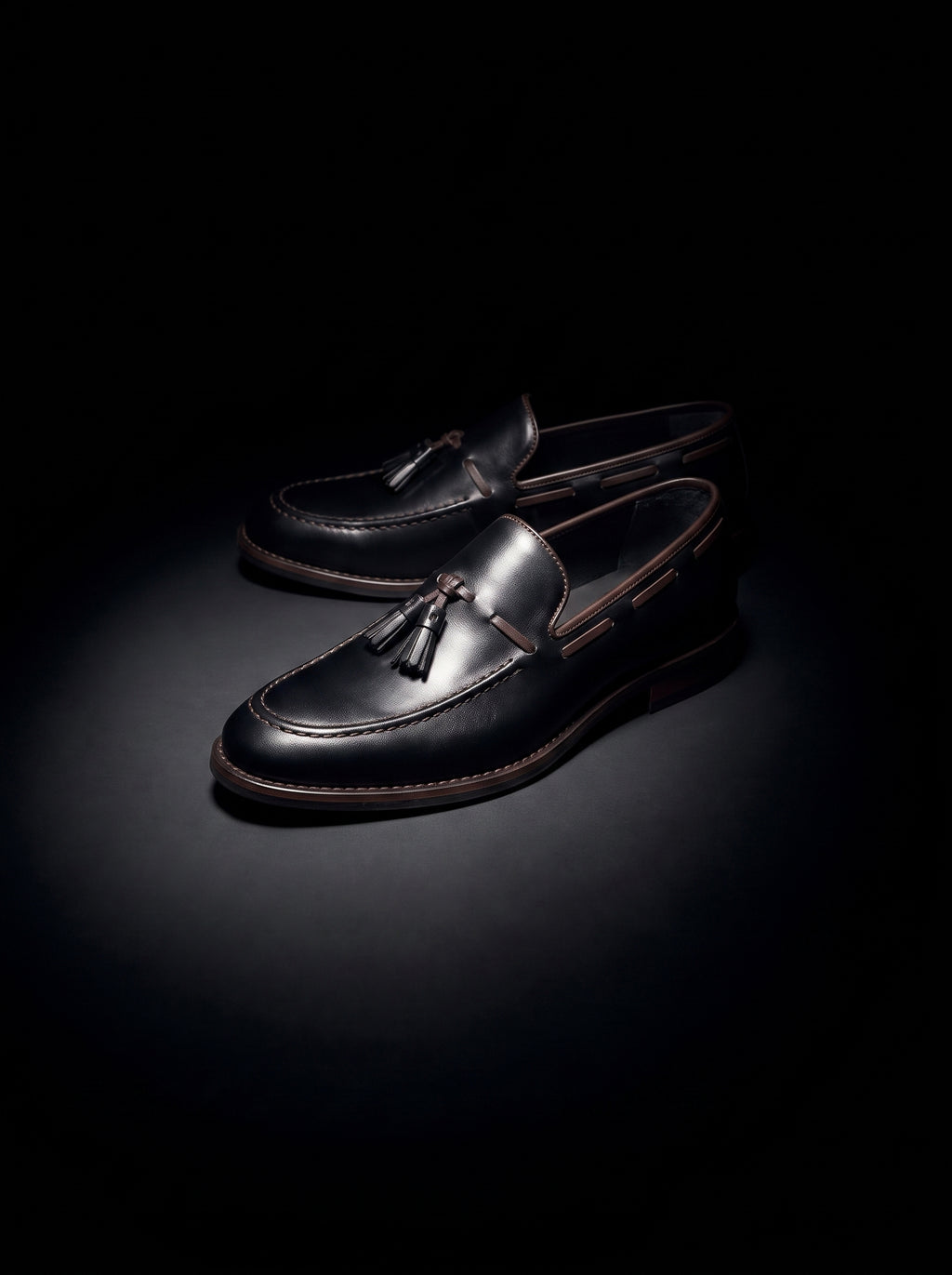 BlackBole Conrad Tassel