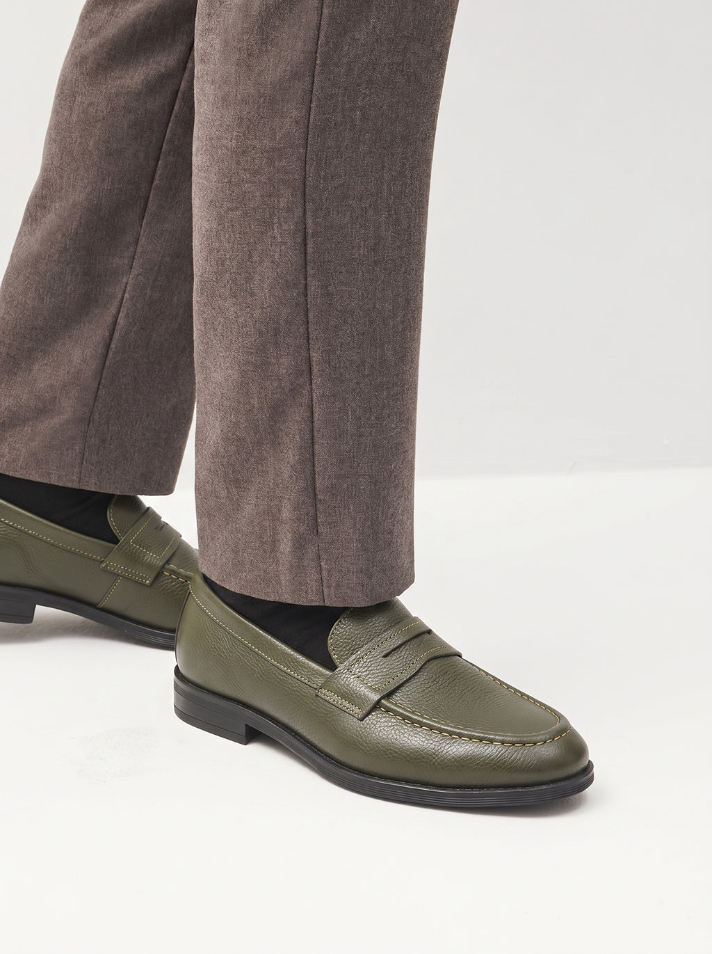 Chunky Loafer - BlackBole New Edition