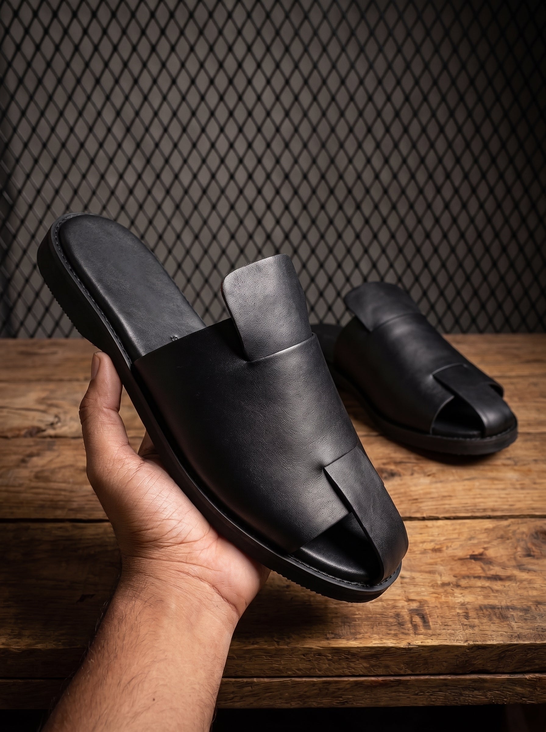 ESTRO Ciabattine - Black Leather Mule