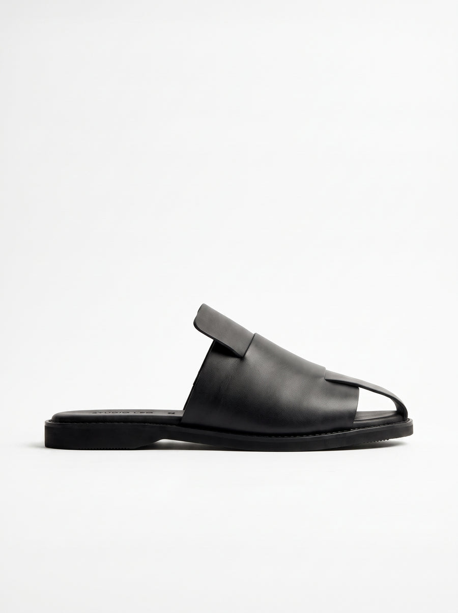 ESTRO Ciabattine - Black Leather Mule