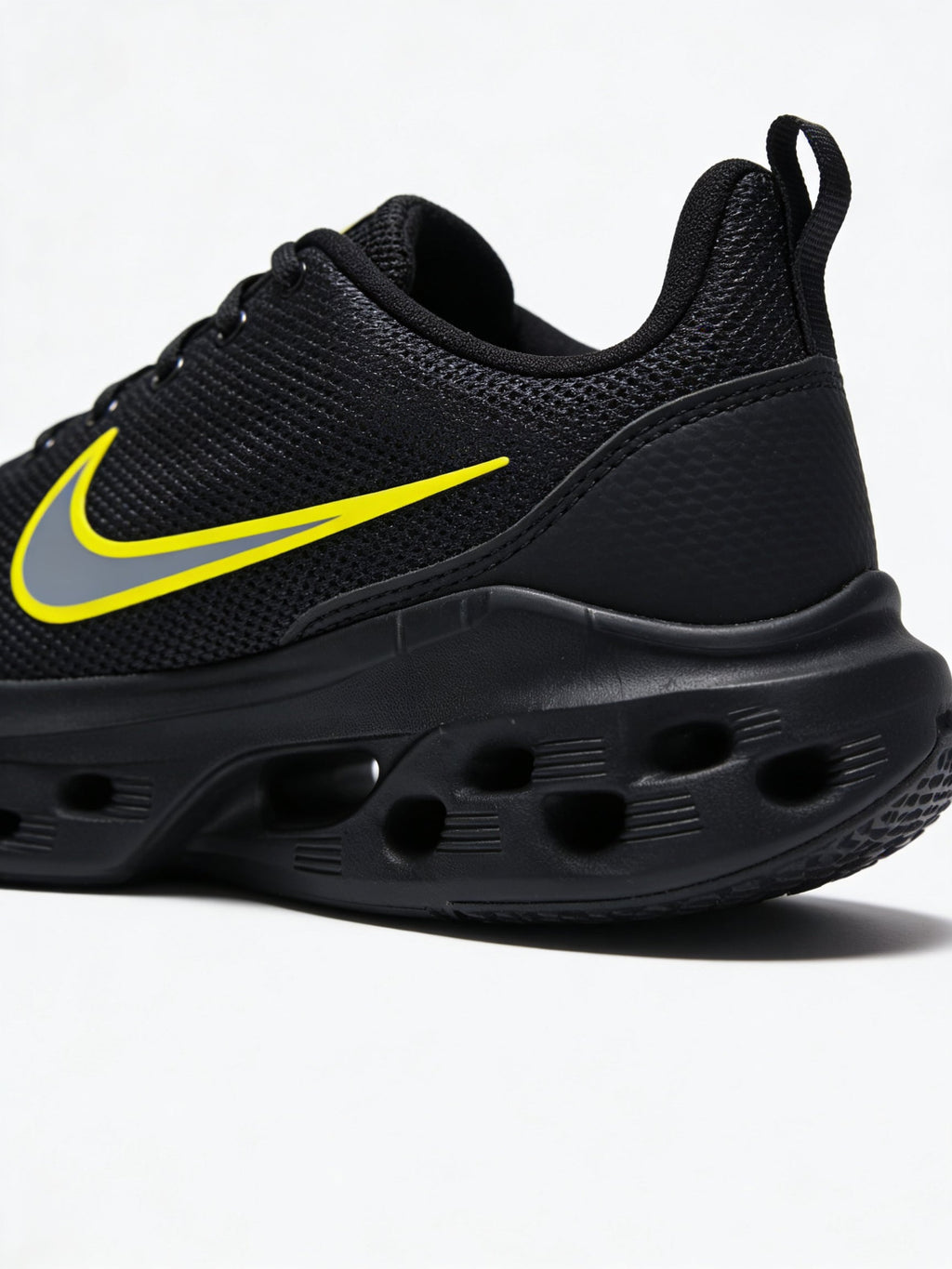 AirFlow Pro Max Running Sneakers - BlackBole