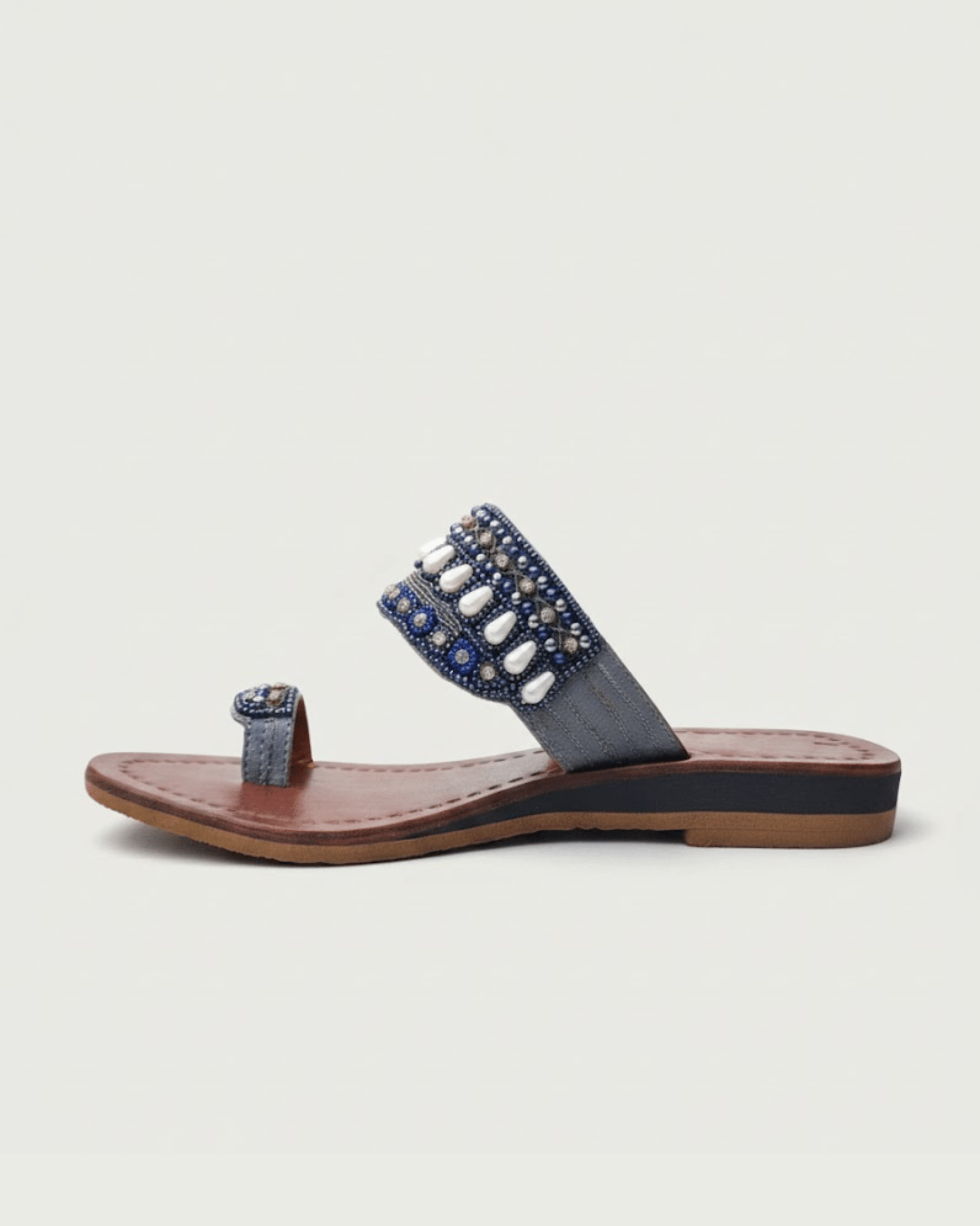 Naaz Mode New Edition Women Karchupi Leather Footbad Sandal - BlackBole
