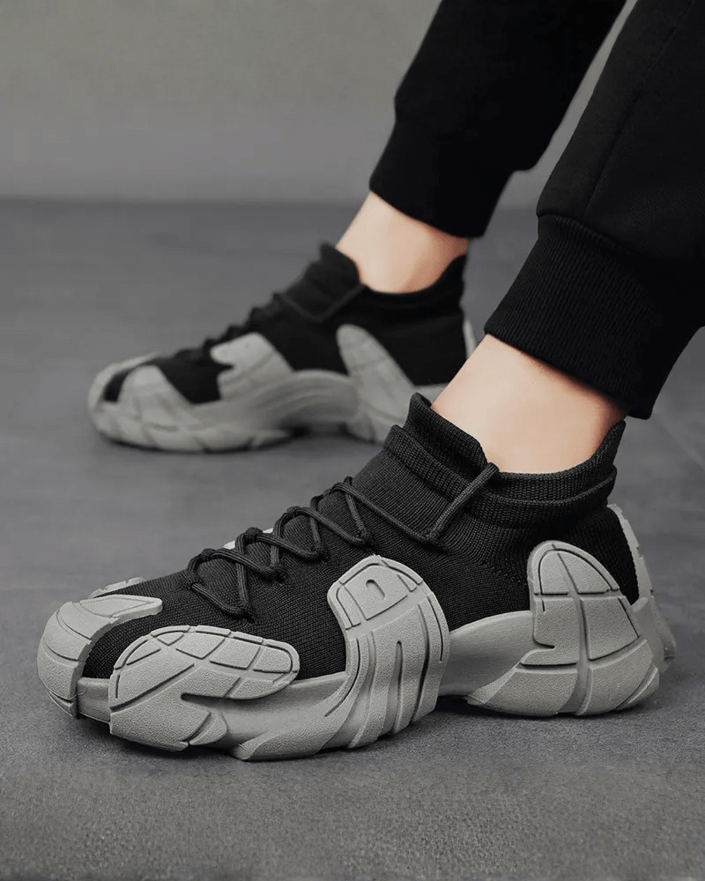 New Urban Beast 360: Rugged High-Performance Sneakers - JB3 - BlackBole